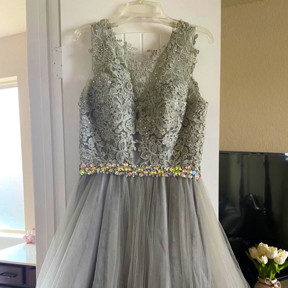 Dancing Queen Grey Size 8 dress